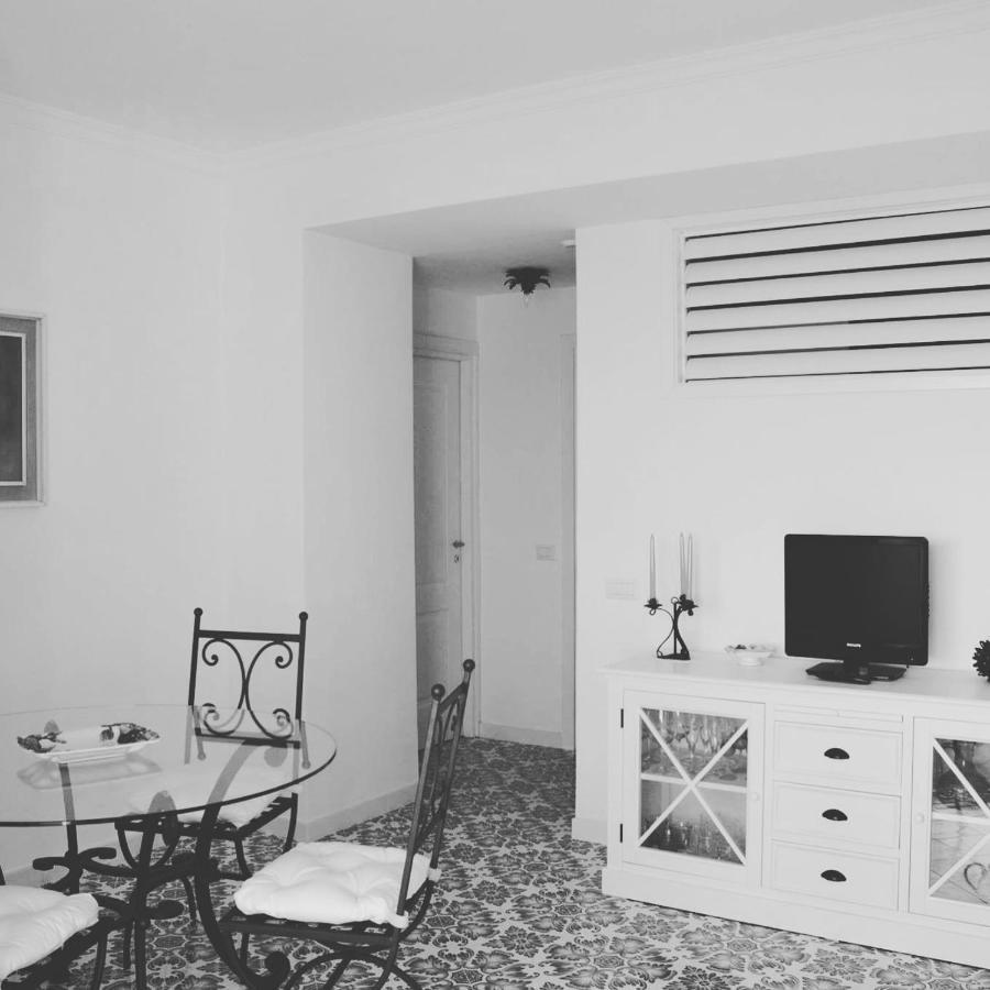 Il Porto Capri Casa Vacanza Bagian luar foto