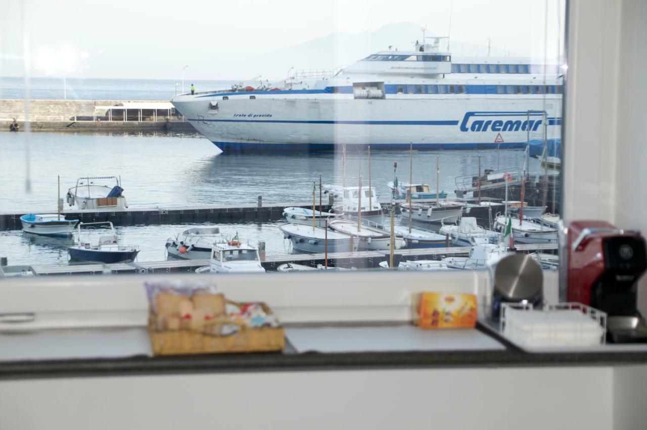 Il Porto Capri Casa Vacanza Bagian luar foto